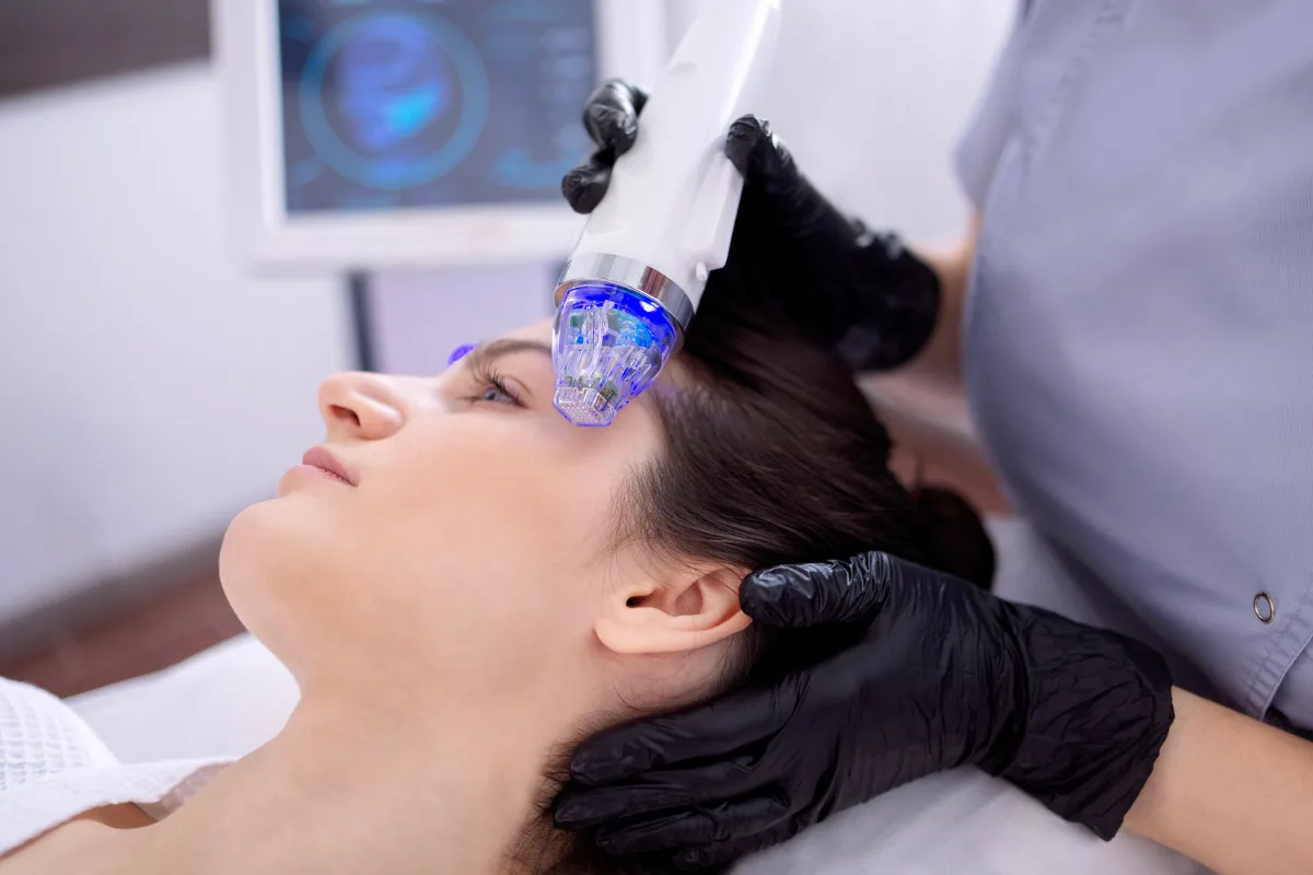 Microneedle RF Lifting Procedure